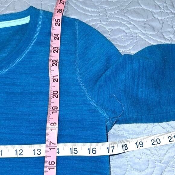 Tek Gear Womens Blue Long Sleeve V-Neck Activewear Shirt S Polyester - Picture 6 of 6